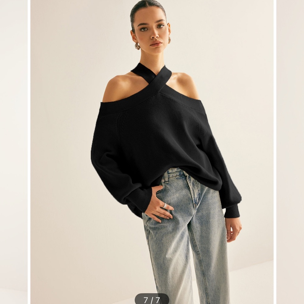 NWT COMMENSE Cross Over Cold Shoulder Sweater - Black - Small